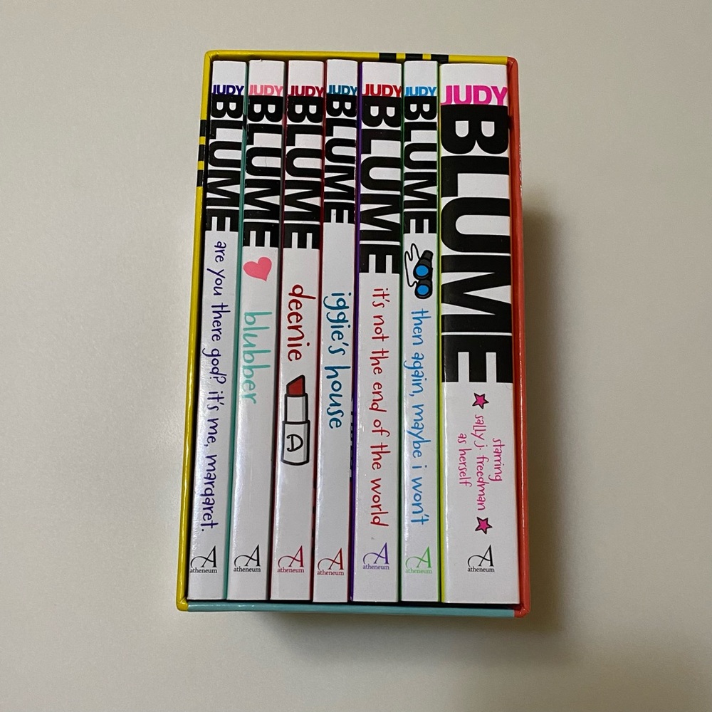 Judy Blue Book Collection - Multicolor